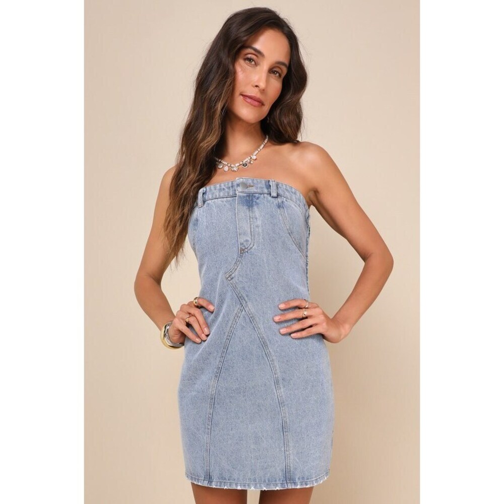 Lulus Coolest Inclination Light Wash Denim Strapless Mini Dress Blue - Size L